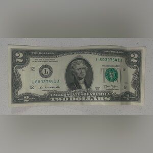 Two Dollar Bill Series L 2013 l Great condition!